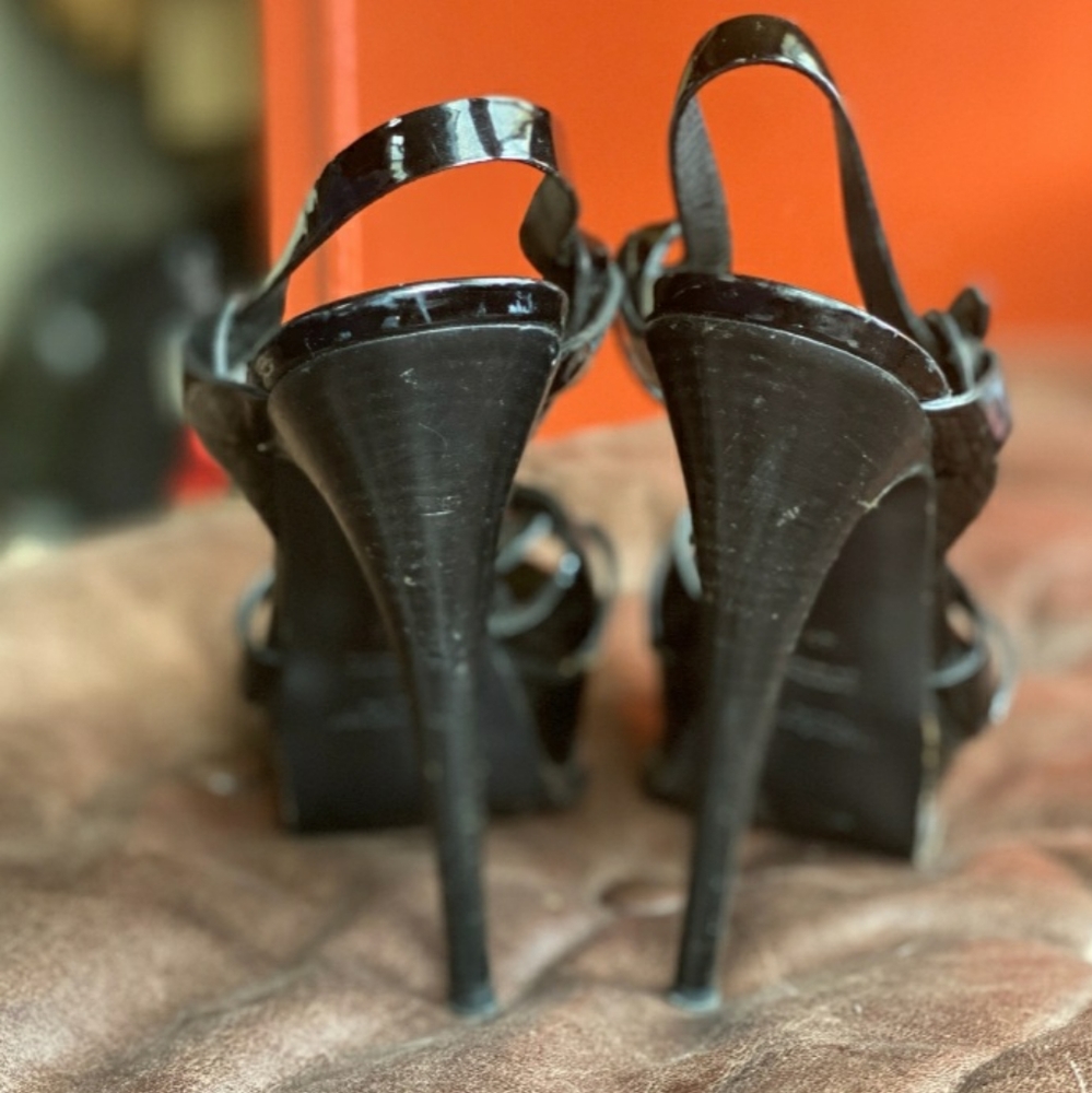 YSL Sandals - Picture 3 of 4